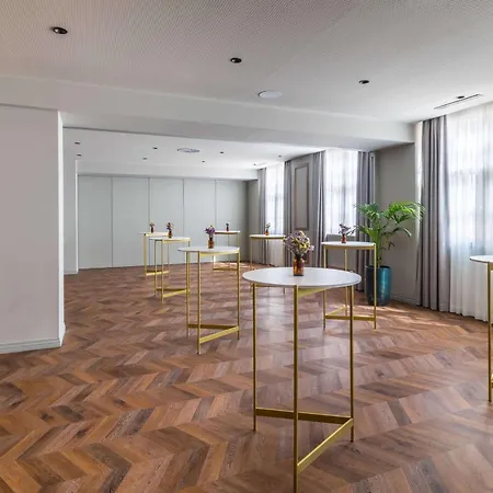 ホテル Estacion, A Royal Hideaway - Gran Lujo カンフランク