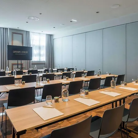 Estacion, A Royal Hideaway - Gran Lujo 5* カンフランク